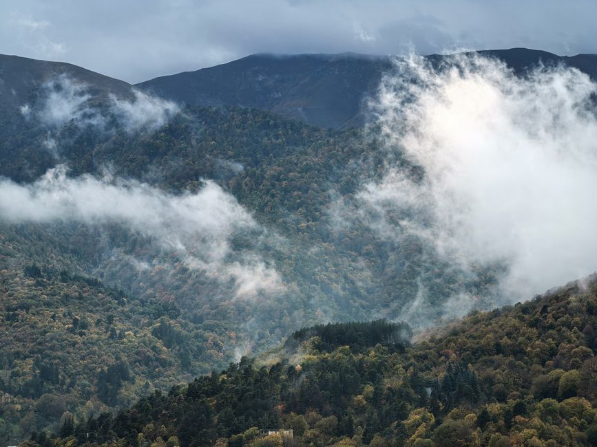 野沢温泉の宿が取れない理由2026 冬の天気と混雑で見る狙い目の時期カレンダーのイメージ